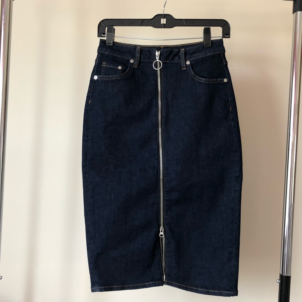 H&M bodycon midi denim skirt with zipper detail